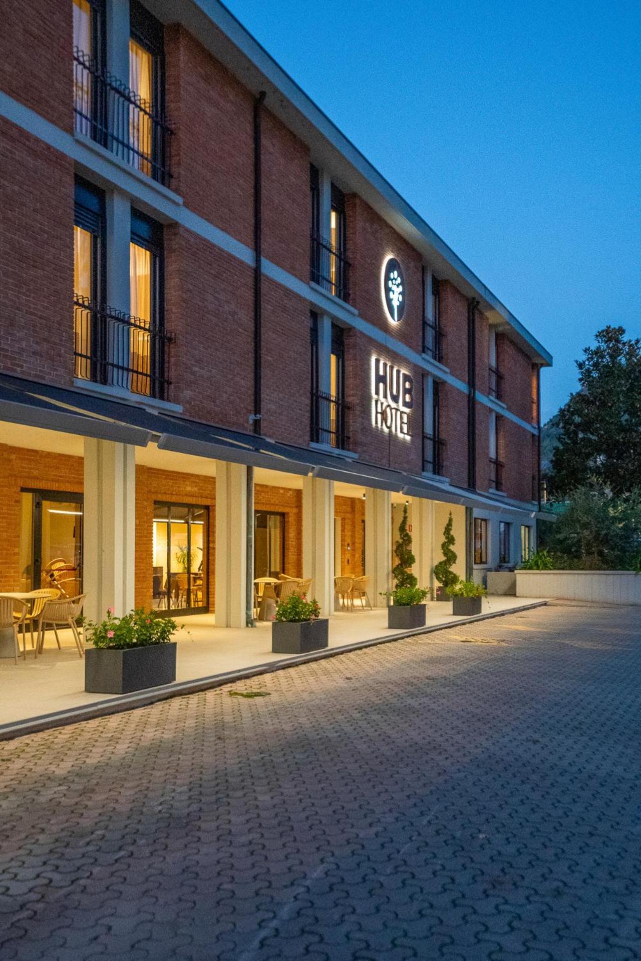 Hub Hotel Gubbio Esterno foto